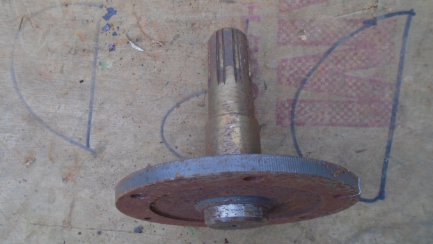 Westlake Plough Parts – Mengele Forager Roller Flange Shaft 03122998 