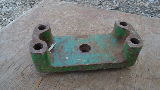 Westlake Plough Parts – John Deere Tractor Drawbar Plate 137226 