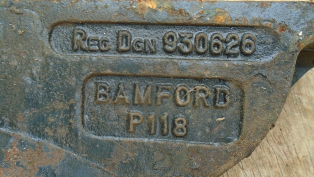 Westlake Plough Parts – Bamford Kverneland Plough Hydrein Cast Shear & Point Pair P118 P117 