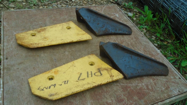 Westlake Plough Parts – Bamford Kverneland Plough Hydrein Cast Shear & Point Pair P118 P117 