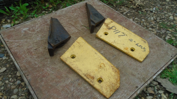 Westlake Plough Parts – Bamford Kverneland Plough Hydrein Cast Shear & Point Pair P118 P117 