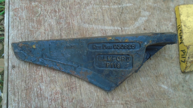 Westlake Plough Parts – Bamford Kverneland Plough Hydrein Cast Shear & Point Pair P118 P117 