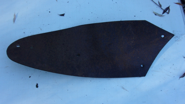 Westlake Plough Parts – Ransomes Plough Mouldboard Ucn Lh 5 Hole (f) 