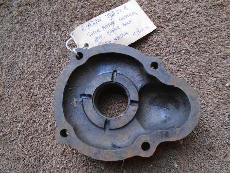 Westlake Plough Parts – FORD TRACTOR SUPER MAJOR ENFO LEVE BOX HOUSING