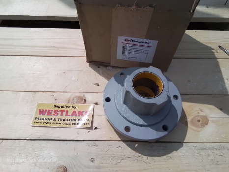 Westlake Plough Parts – Tractor Implement Grain Transfer Hub AV100315 183210C91 