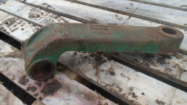 Westlake Plough Parts – KVERNELAND PLOUGH DISC ARM 056105 