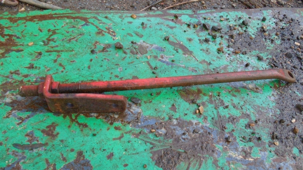 Westlake Plough Parts – Kverneland Model E Plough No 3 Body Stay Lh 
