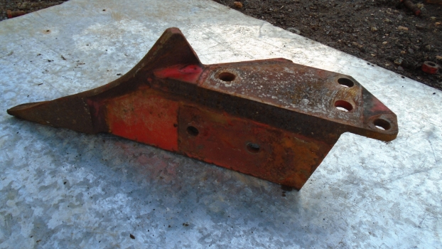 Westlake Plough Parts – Kverneland Model E Plough No 3 Frog Rh (398) 