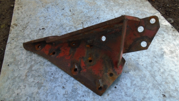 Westlake Plough Parts – Kverneland Model E Plough No 3 Frog Rh (398) 