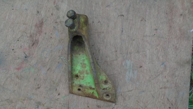 Westlake Plough Parts – Dowdeswell Plough Skim Casting J Type Lh (b) 