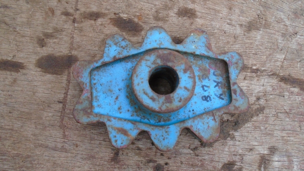 Westlake Plough Parts – Ransomes Johnson Potato Hoover Large Lifter R1608 