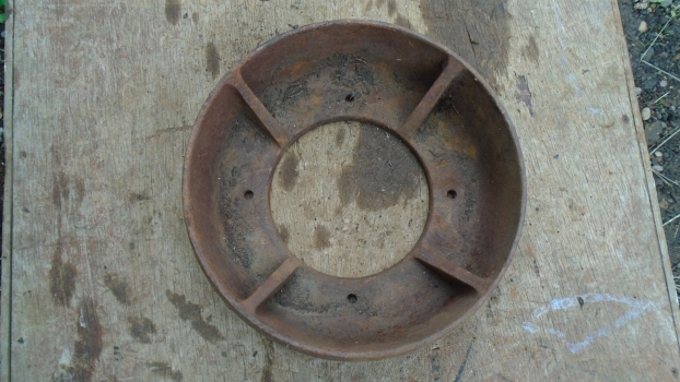 Westlake Plough Parts – Ransomes Johnson Potato Hoover Cast Depth Wheel 