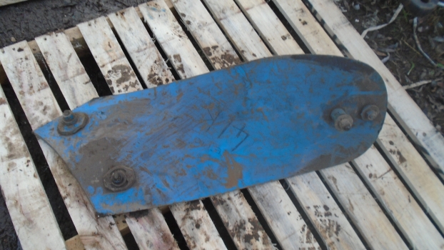 Westlake Plough Parts – RANSOMES PLOUGH EPIC LH 41K MOULDBOARD GENUINE 