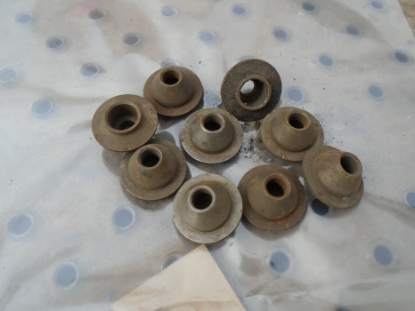 Westlake Plough Parts – FORD TRACTOR ENGINE VALVE PARTS DDN6514E (2)