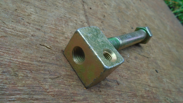Westlake Plough Parts – Jf Mower Bolt & Double Threaded Block 