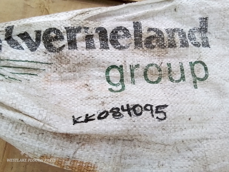 Westlake Plough Parts – Kverneland Plough Wheel Axel Kk084095 With Bearing 