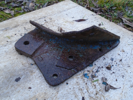 Westlake Plough Parts – RANSOMES PLOUGH FROG Dmc Pc715 R H (7 R)