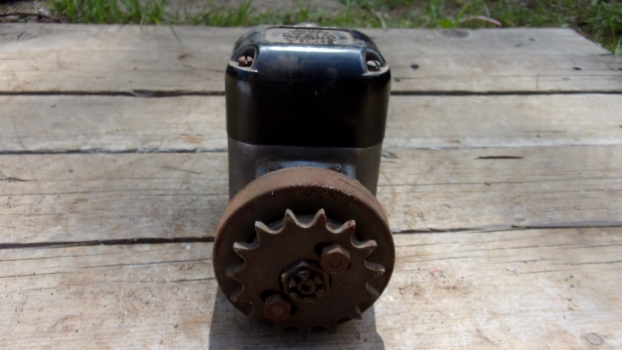 Westlake Plough Parts – Tractor Engine Caterpillar Magneto Wipac Series A 946C 813305 (O1) 