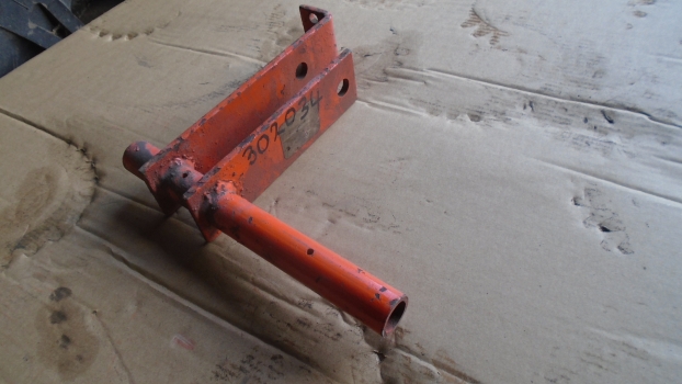 Westlake Plough Parts – Howard Rotavator Bracket 302034 