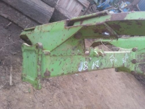 Westlake Plough Parts – Dowdeswell DP8 plough extra furrow beam and legs 12inch furrow used 