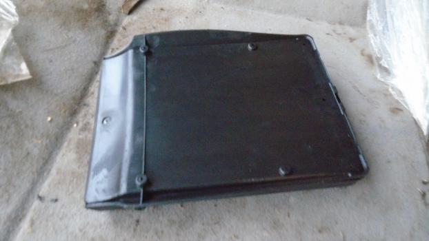 Westlake Plough Parts – John Deere Tractor Combine Cab Storage Box Al117363 
