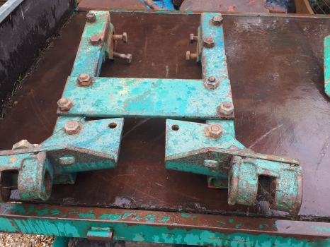 Westlake Plough Parts – KVERNELAND PLOUGH disc bracket box arms with castings wide fitting 