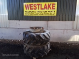 Tractor Dual Wheel Front with Clamps 480/70/R28  Tractor Dual Wheel Front with Clamps 480/70/R28       USED