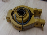 Vaderstad Cultivator Bearing Housing With Gasket 424495  Vaderstad Cultivator Bearing Housing With Gasket 424495       USED