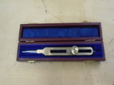 Antique Bygone Collectable Small Measuring Tool  Antique Bygone Collectable Small Measuring Tool       USED