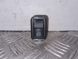 MERCEDES BENZ E SERIES 200 CDI 2009-2015 ELECTRIC WINDOW SWITCH (REAR PASSENGER SIDE) A2048707358 2009,2010,2011,2012,2013,2014,2015MERCEDES BENZ E SERIES 200 CDI 2009-2015 ELECTRIC WINDOW SWITCH (REAR PASSENGER SIDE) A2048707358 A2048707358 A2048707358     Used