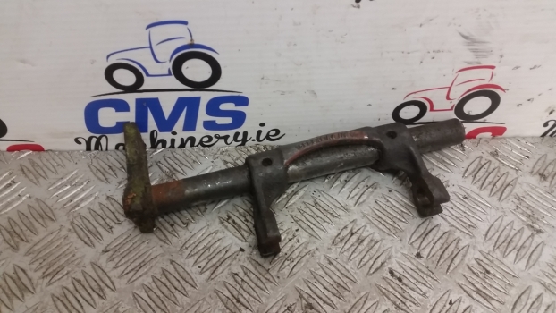  International 685 885 Clutch R Transmission Cage Shaft Gear Drive TO Fit Internat