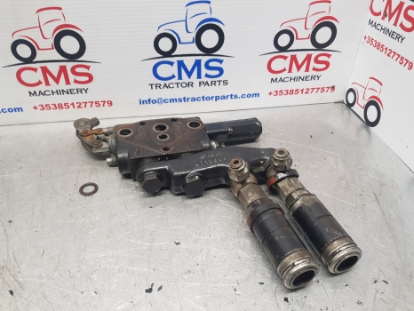  New Holland Case  Hydraulic AU Hydraulic Auxiliary Valve Slice Assyquick Attach M