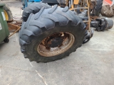 Case JX80 FRONT WHEEL RIM 34085R24  2006,2007,2008,2009,2010,2011,2012,2013Case JX80 New Hollland TD5, TD5000 Fiat 90, 93,94 FRONT WHEEL RIM 340x85R24 34085R24  105A 115A 85A 95A 80 95 JX90 100-90 100-90DT 110-90 110-90DT 70-90DT 80-90 80-90DT 85-90DT 90-90 90-90DT 82-93DT 88-93DT 82-94DT 88-94DT F100 F100DT F110DT F115DT TD5.105  TD5.115  TD5.85  TD5.95 TD5030  TD5040  TD5050 TD75D  TD80D  TD80DPlus  TD90D  TD90DPlus  TD95D  TD95D HC Plus  TD95DPlus 34085R24

Will fit New Holland Cl2, CL 3 Axle types 1437-050325-165413-13 GOOD