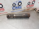 Fermec 660 Front Axle Suspension Pin Pin  1990,1991,1992,1993,1994,1995,1996,1997,1998,1999Fermec 660 Front Axle Suspension Pin Pin  Pin  640B 650B 660 660B 750 750B  760 760B  860 860B  860S  860SE  Front Axle Suspension Pin

removed from Fermec 660 with carraro 4wd axle
OD: 47 mm,
L: 270 mm 1437-050724-150709030 GOOD