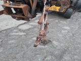 Massey Ferguson 4255 LIFT ARM RHS  1997,1998,1999Massey Ferguson 4255 LIFT ARM RHS   4245 4255  1437-061124-164520-3 GOOD