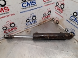 New Holland 8360 Steering Cylinder Ram rod defect 87302891, 5164022  1995,1996,1997,1998,1999,2000,2001New Holland 60, TM Fiat M Case MXM 8360 Steering Cylinder Ram Defect 5164022  87302891, 5164022  120 130 140 155 F130DT F140DT M135 M160 8360 8560 TM115  TM120  TM130 TM140  TM155  Steering Cylinder Ram

Working condition, some chips on the steering rod

Removed from 8360
Class 4 axle type

Removed From 8360 fixed axle

Standard option for 8360, special option for TM, MXM

Part Numbers: 87302891, 5164022,  1437-080724-160841077 GOOD