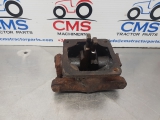 Jcb 1115 Transmission Contol Assy 454/58000, 454/51401, 454/51402  1990,1991,1992,1993,1994,1995,1996,1997,1998,1999,2000,2001,2002,2003,2004,2005,2006,2007,2008,2009Jcb 1115, 3185, 2150, 2135 Transmission Contol Assy 454/58000, 454/51401 454/58000, 454/51401, 454/51402  1115 1115S 1135 185TI 2115 2140 2170 3170 3190 3220 3230 Transmission Control Assy

Please check condition by the byctures, for parts only

Part Numbers: 454/58000
Housing: 454/51401
Lever: 454/51402

 1437-090224-103453058 GOOD