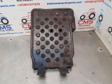 Ford Miscellaneous Parts Cab Footstep E1ADDN16450A, E1ADKN16472  1966,1967,1968,1969,1970,1971,1972,1973,1974,1975,1976,1977,1978,1979,1980Ford Major, Super Major Cab Footstep LH With bracket E1ADDN16450A, E1ADKN16472 E1ADDN16450A, E1ADKN16472  Assorted E1A MAJOR E1A POWER MAJOR E1A SUPER MAJOR Cab Footstep LH 

please Check condition by the photos



Part Number for Reference Only:  E1ADDN16450A, E1ADKN16472 1437-100924-165215077 GOOD