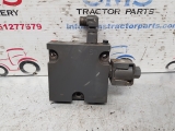 Claas Arion 640 Spool Valve End Plate 0011453311, 0011453312  2008,2009,2010,2011,2012,2013,2014,2015,2016,2017,2018,2019,2020Claas Arion 640 500, 600 Axion 800 Ser Spool Valve End Plate 0011453311 0011453311, 0011453312  Arion 510  Arion 520  Arion 520 CMatic/HexaShift  Arion 530  Arion 530 CMatic/HexaShift  Arion 540  Arion 540 CMatic/HexaShift  Arion 550 CMatic/XexaShift Arion 610  Arion 610 CMatic/HexaShift  Arion 620  Arion 620 CMatic/HexaShift  Arion 630  Arion 630 CMatic/HexaShift  Arion 640  Arion 650  Arion 650 CMatic/HexaShift Axion 810 CMatic/XexaShift  Axion 820 CMatic/XexaShift  Axion 830 CMatic/XexaShift  Axion 840 CMatic/XexaShift  Axion 850 CMatic/XexaShift  Spool Valve End Plate
Make: Danfoss,
This tractor has option with 4 electrohydraulic spool valves (Cebis)

Part Number:
0011453311, 0011453312;

Solenoid is broken 1437-110521-151057058 GOOD