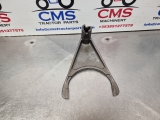Case 4230 Differential Lock Control 1500386C1, 527875R3  1990,1991,1992,1993,1994,1995,1996,1997,1998,1999,2000,2001Case C, CX, 85, 95, 4000, 4230 Differential Lock Control 1500386C1, 527875R3  1500386C1, 527875R3  3210 3220 3230 4210 4220 4230 4240 474 674 385 485 50 60 70 80 90 CX100 CX50 CX60 CX70 CX80 CX90 84 474 384 484 584 684 784 884 385 485 Differential Lock Control

Stamped Number:
527875R3

Part Numbers:
1500386C1

 1437-140325-142426081 GOOD
