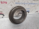 Fiat F130 Transmission Gear Z43 5149951  1990,1991,1992,1993,1994,1995,1996,1997,1998,1999,2000,2001,2002,2003,2004,2005Fiat F Series F130, F140, F120 Transmission Gear Z43 Reverse 5149951  5149951  F100 F100DAL F100DT F100FINO F110 F110DT F115 F115DT F120 F120DT F130 F130DT F140 F140DT Transmission Gear Z43

Invers/reverse

Equipped with HI LO

Part Numbers:
Gear (Invers) Z43: 5149951;
 1437-160222-092544058 VERY GOOD
