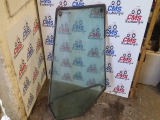 MASSEY FERGUSON 699 Cab Door Glass, Window RHS LHS 3301845M3  1984,1985,1986Massey Ferguson 699, Landini Cab Door Glass RHS LHS 3301841M3 , 3301845M3. 3301845M3  6550 7550 8550 6880 6880VM  7880 7880VM  8880 8880HC  8880VM  9880 9880HC  10000S  13000  698T  675 690 698 699 Cab Door Glass, Window RHS LHS
With gasket and bracket. Please see the photos.

To fit Massey Ferguson models:
Series 600
675 (LH & RH) , 690 (LH & RH) , 698 (LH & RH) , 698T (LH & RH) , 699 (LH & RH) 

Landini Tractors:
Series 50
6550 , 7550 , 8550
Series 80
6880 , 7880 , 8880 , 9880
Series Large
10000 , 13000
 
3301841M3 , 3301845M3 , 3301845M4
 1437-160318-14502802 VERY GOOD