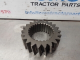 New Holland Tm140 PTO Driven Gear 750 rpm 5151254  2002,2003,2004,2005,2006,2007New Holland Fiat Case TM140 60, TM, MXM PTO Driven Gear Z22 750RPM 5151254  5151254  100 110 115 120 130 135 140 150 155 165 TM110 TM115  TM120  TM125  TM130 TM135  TM140  TM150  TM155  TM165    VERY GOOD