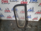 Ford 4600 Front Panel Glass with Right Sealing 83925759  1965,1966,1967,1968,1969,1970,1971,1972,1973,1974,1975,1976,1977,1978,1979,1980Ford 10, 600, 700, TW s Front Panel Glass with RHS sealing 83925759, 83925758  83925759   2610 3610 3910 4110 4610 5110 5610 6410 6610 6710 6810 7410 7610 7710 2600 4600 5600 6600 7600 5700 6700 7700 TW10 TW20 TW30 To fit Ford New Holland model:  
10 Series
6710, 6610, 7610, 7710, 7610, 6410, 5110, 7410, 5610, 6810
6 Cyl Ag 
8700, 9700
3 Cyl AG
4110, 3610, 4110, 334, 2610, 234, 4610
Ag Ind 75 81
6700, 4600, 5600, 5700, 6600, 4600, 3600, 7600, 7700, 333, 2600
TW
TW10, TW20, TW30

Is fitted with Right weatherstrip

83925759 E0NN9400246BA 83925758 D5NN9400246A
 1437-270118-141056077 VERY GOOD