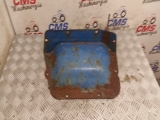 FORD 4610 Metal Cover, Valve Cover E0NN7N654AA  1982,1983,1984,1985,1986,1987,1988,1989Ford 4610 Metal Cover, Valve Cover E0NN7N654AA  E0NN7N654AA  5610 6410 6610 6710 6810 7410 7610 7710 8210 8530 8630 8730 8830 TW15 TW25 TW35 TW5 To fit Ford models with AP Cab (see photo) :
10 Series:
5110, 5610, 6610, 6410, 6710, 6810, 7410, 7610, 7710, 8210
30 Series:
8530, 8630, 8730, 8830
TW Series:
TW5, TW15, TW25, TW35
E0NN7N654AA 1438-150218-151013030 VERY GOOD