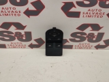 Vauxhall Zafira Expression 16v E4 4 Dohc Mpv 5 Doors 2005-2014 Electric Window Switch (front Driver Side) 13228706 2005,2006,2007,2008,2009,2010,2011,2012,2013,2014VAUXHALL ZAFIRA B 2005-2014 o/s off driver right front window switch 13228706 13228706     GOOD