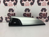 Bmw M135 1 Seriesi E6 6 Dohc 2015-2019 vent n/s 2015,2016,2017,2018,2019Bmw 1 Series 15-19 n/s near passenger left dash blower air vent trim  920535507     GOOD