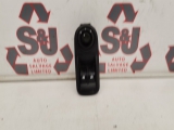 Renault Trafic Sl27 Dci Swb E3 4 Sohc Panel Van [] Doors 2001-2006 Electric Window Switch (front Driver Side) 9116523 2001,2002,2003,2004,2005,2006Renault Trafic Vivaro 01-06 o/s off driver right Electric Window Switch Genuine 9116523     GOOD
