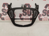 Vauxhall Corsa Cdti Ecoflex S/s E6 4 Dohc 2014-2024 CD PLAYER surround 2014,2015,2016,2017,2018,2019,2020,2021,2022,2023,2024Vauxhall Corsa E 14-24 CD PLAYER Stereo surround trim 13391249 13391249     GOOD