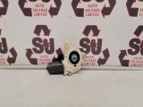 Mercedes A150 A-class Classic Se E4 4 Sohc 2004-2012 Window reg motor nsf 2004,2005,2006,2007,2008,2009,2010,2011,2012Mercedes A150 A-class 04-12 n/s near passenger left front Window reg motor A1698204142     GOOD